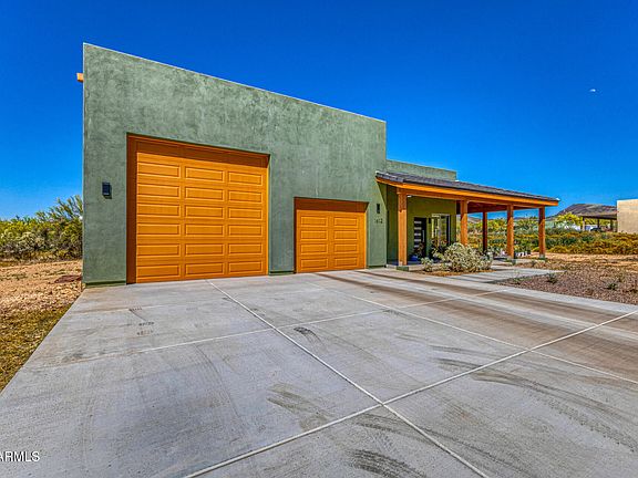 2nd image of 1612 E MAGELLAN Drive
