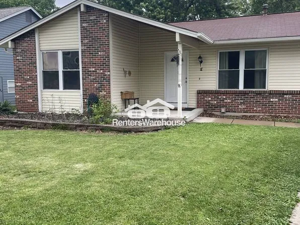 1517 Shadow Wood Dr, Saint Charles, MO 63303