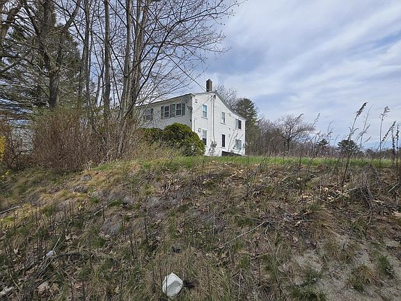 4th image of 51 N Parish Road