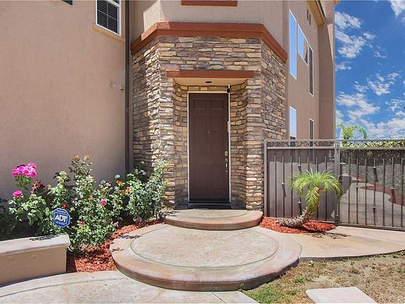 3rd image of 17749 Wren Dr