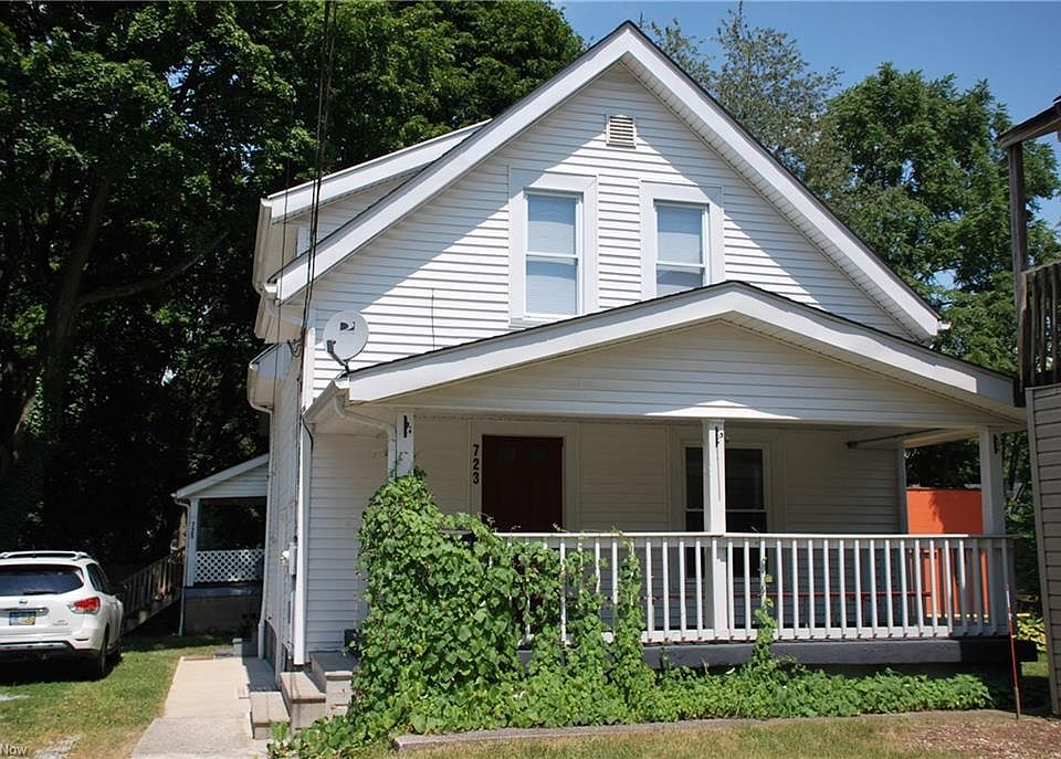 1st image of 723 Munroe Falls Ave