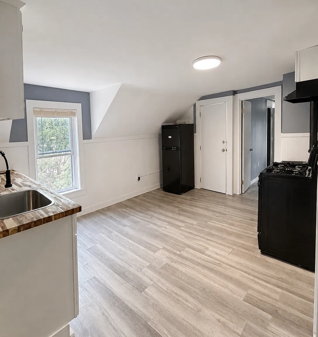 510 Bernon St — Photo 2