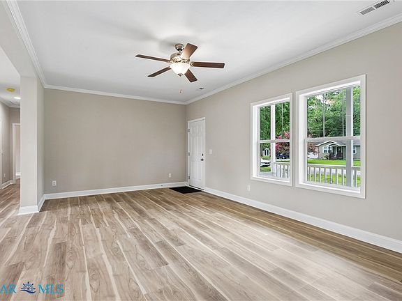 5th image of 4081 Eagle Rd