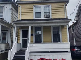 141 Stanton St, Wilkes Barre, PA 18702