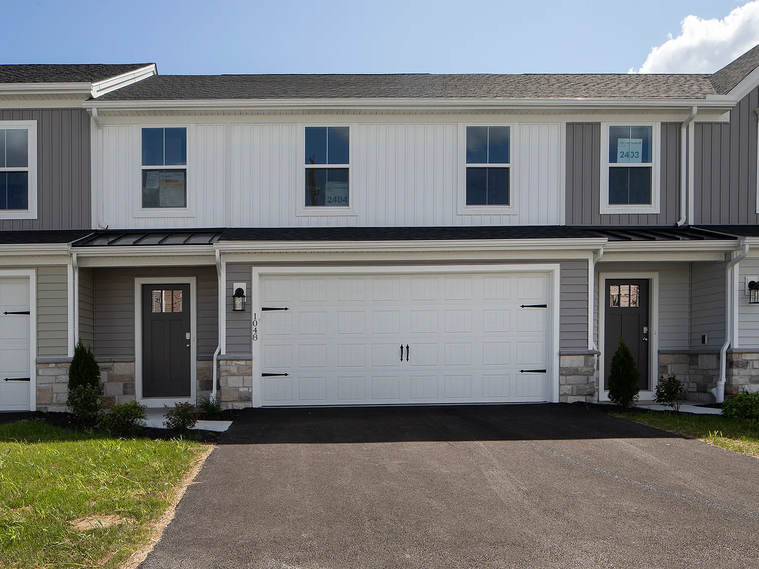 3 bed, 1760 sqft, $2,850 — Photo 1