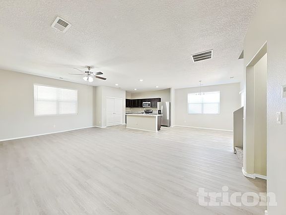 2nd image of 5 Dos Hermanos Ct