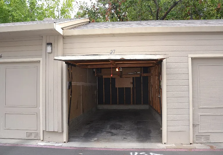 1420 Foothill Meadows Ct — Photo 21