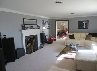 980 Sylvan Dr, Pulaski, VA 24301