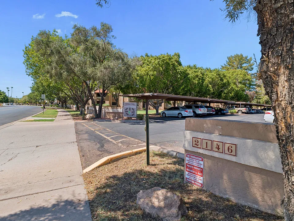 2146 W Isabella Ave #153