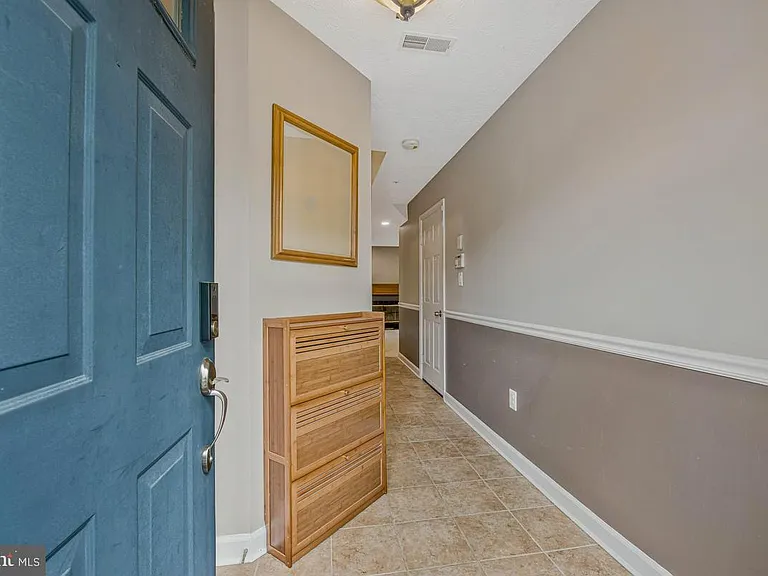 8335 Wades Way — Photo 6