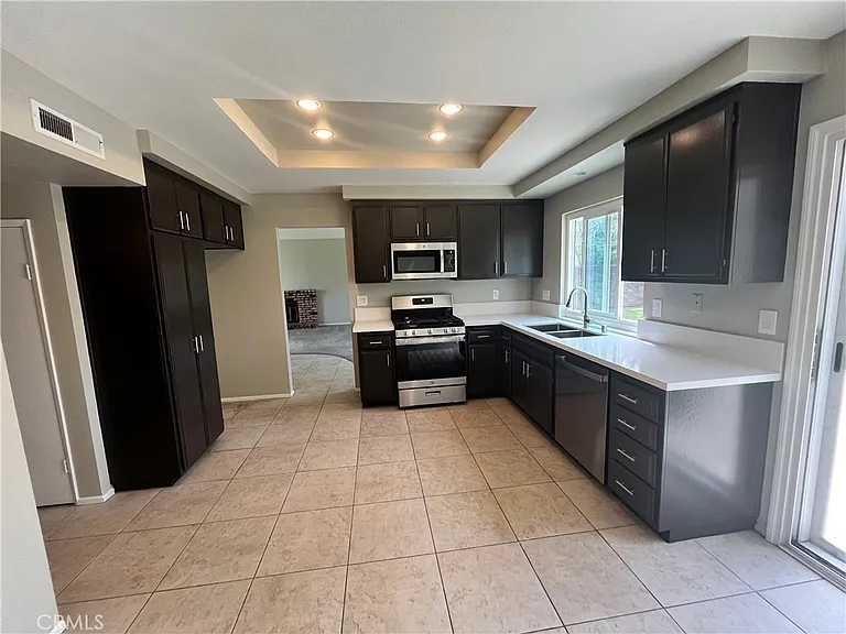 2265 Jasmine Ave — Photo 9