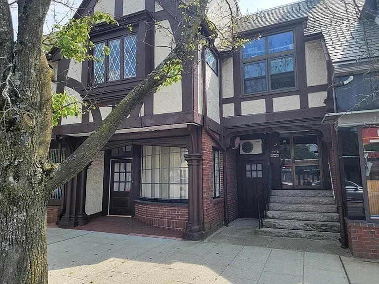 80 Trapelo Rd #1 — Photo 17