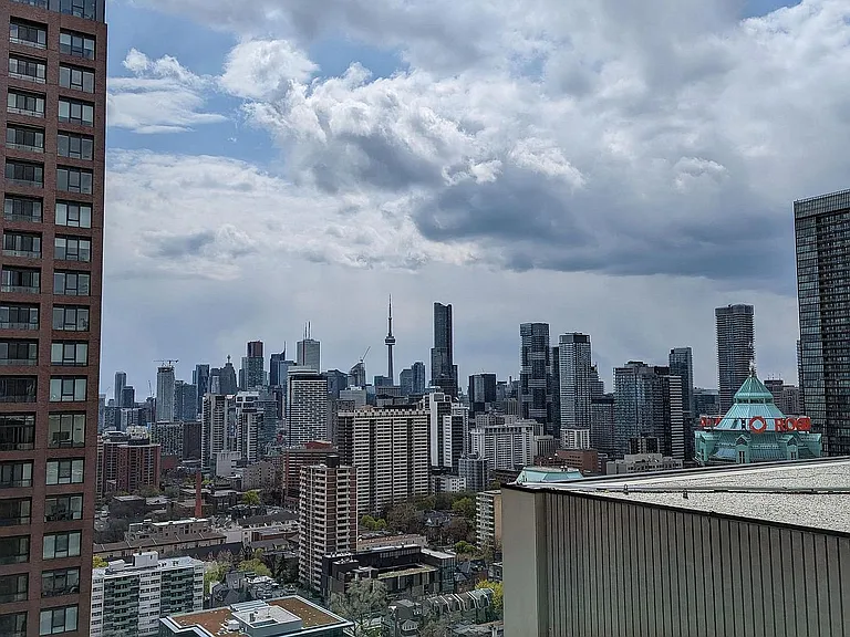395 Bloor St E #2602 — Photo 38