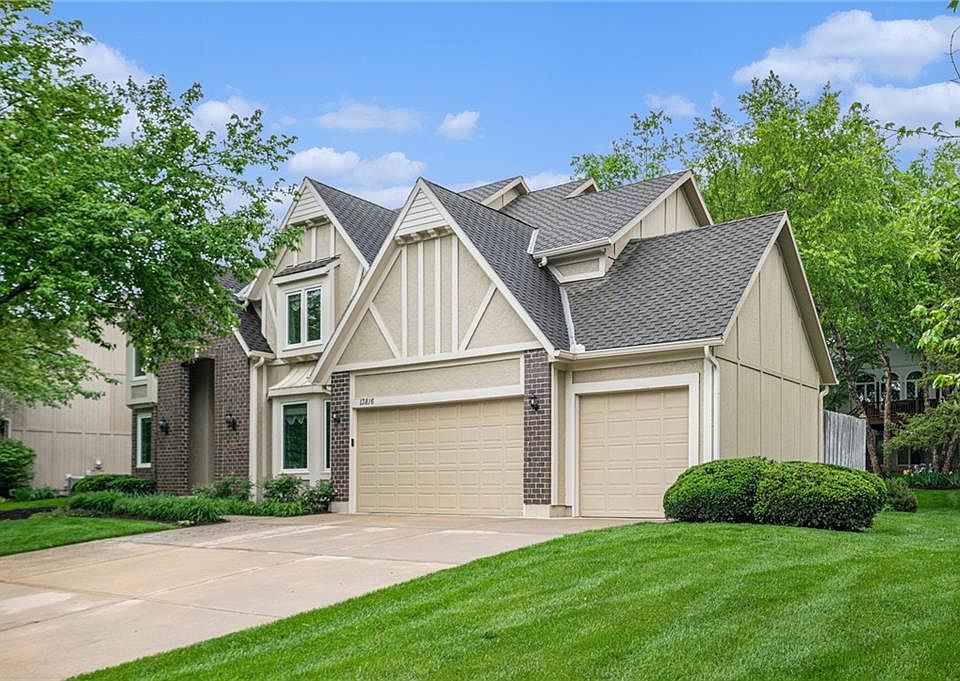 13816 Eby St, Overland Park, KS 66221 | Zillow