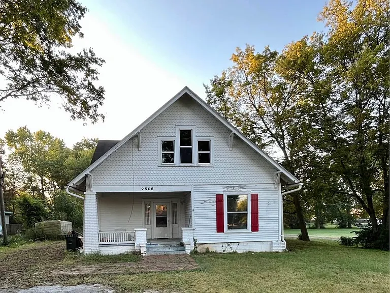 2506 Cox Mill Rd — Photo 1
