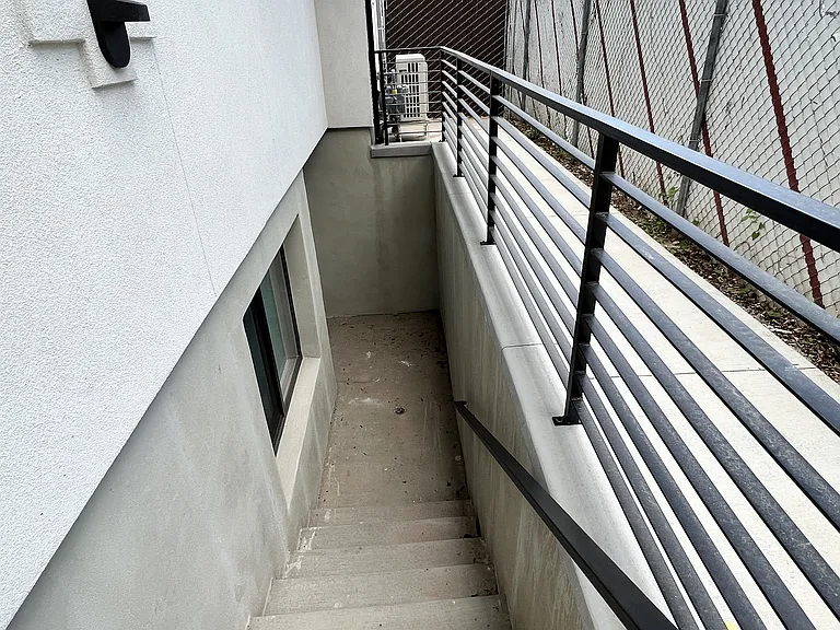 2174 S 1900 E #B — Photo 2