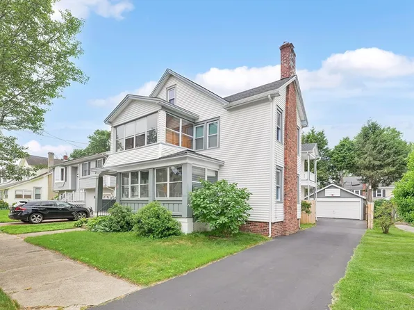 8-10 Brunswick St, Springfield, MA 01108