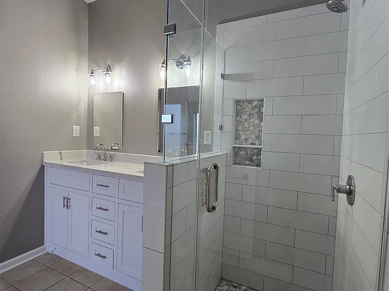 215 Danna St — Photo 19