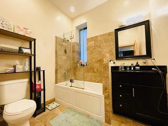 1750 W Augusta Blvd #2R — Photo 10