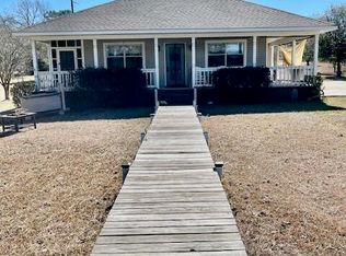 99 Hummingbird Ln, Perkinston, MS 39573