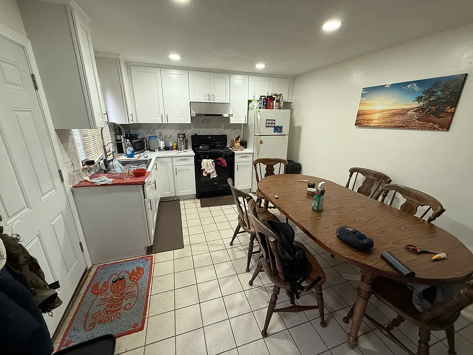 208 Bigelow St #1