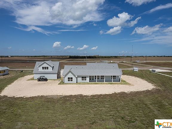 2nd image of 105 Redfish Retreat Dr