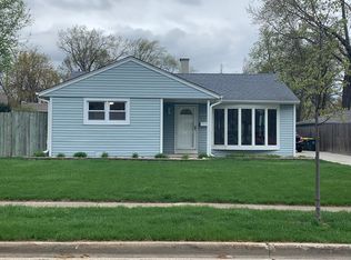 2606 Grouse Ln, Rolling Meadows, IL 60008