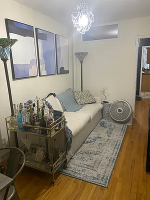 Rented by Building Equity Real Estate LLC | media 10