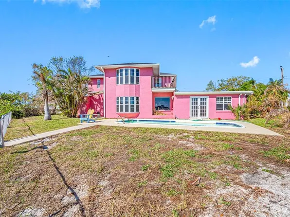 5410 Pali Way, St Pete Beach, FL 33706