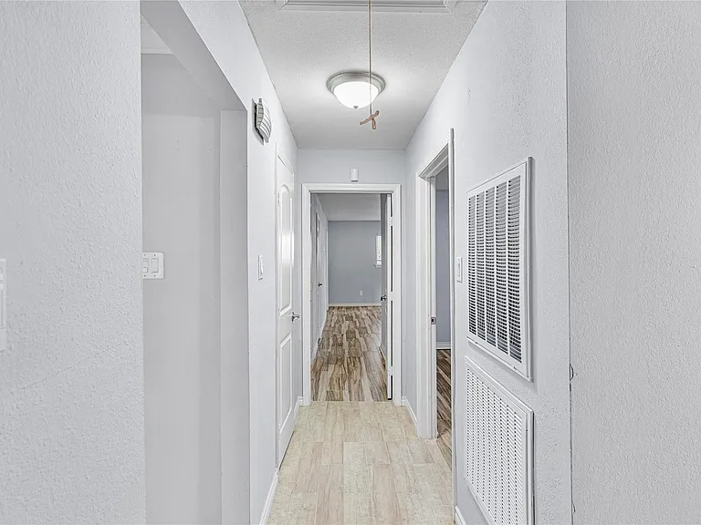 6002 McKnight St — Photo 27