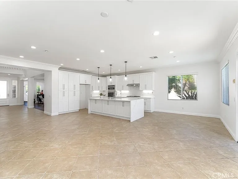 540 Boxcar Ln — Photo 9