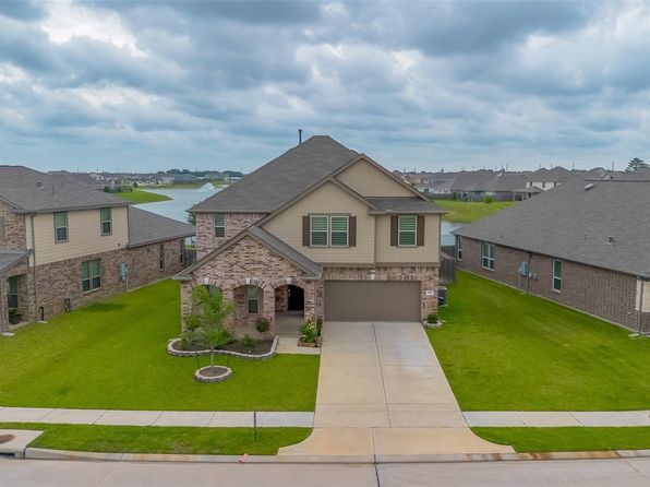 4818 Emerson Manor Dr, Katy, TX 77493