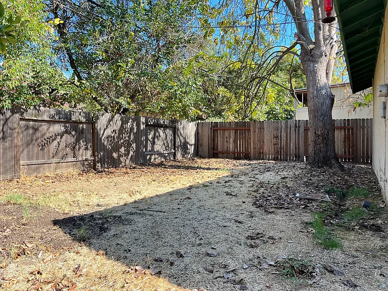4701 V St — Photo 14