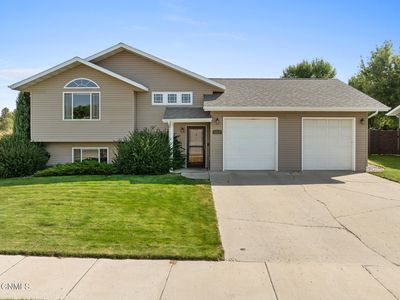 2514 15th Ave W, Williston, ND, 58801