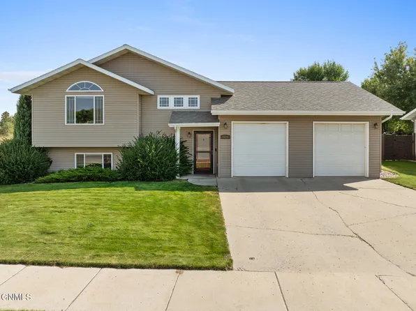 2514 15th Ave W, Williston, ND 58801