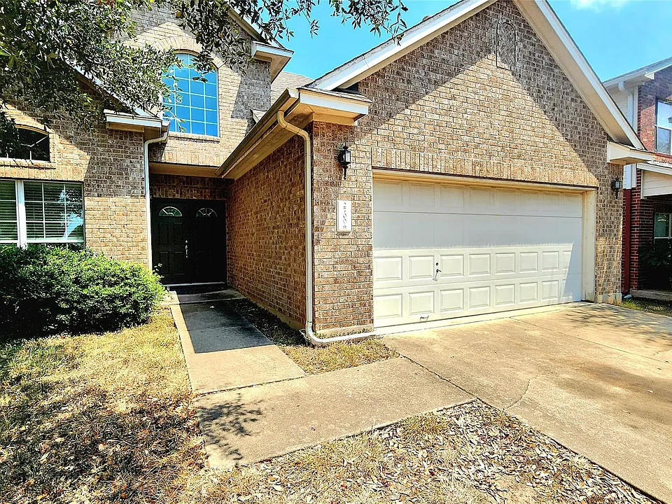 2700 Granite Creek Dr