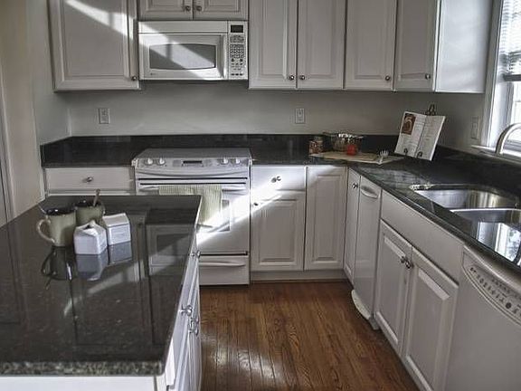 Open Kitchen