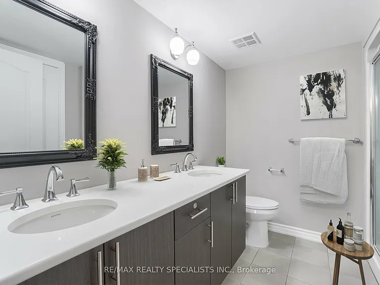 1460 Main St E #311 — Photo 16