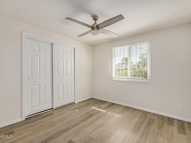 3234 E Friess Dr — Photo 18
