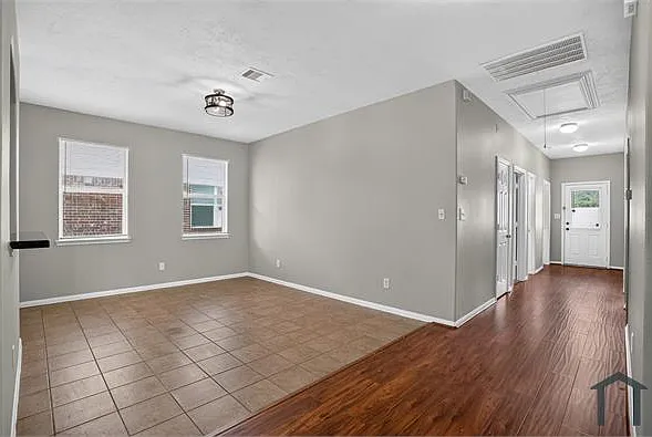 15011 Sun Glaze Dr — Photo 23