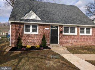 723 Hickory Rd, Secane, PA 19018