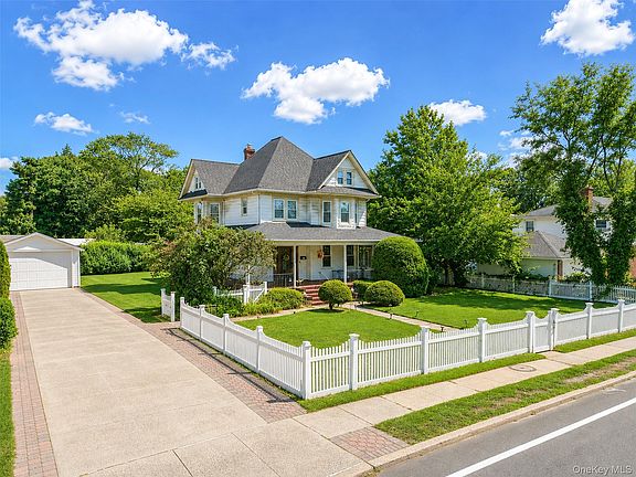2nd image of 871 Rockaway Avenue