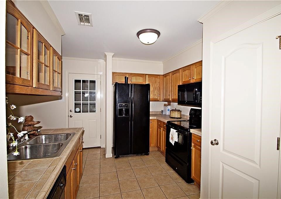 3917 Shelley Dr, Mobile, AL 36693 Zillow