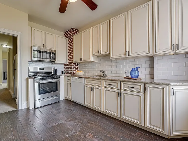 149 Beach St #2 — Photo 4