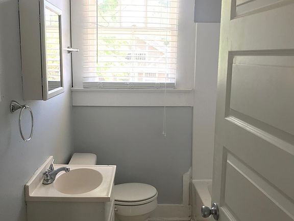 5th image of 1519 N Dupre St APT 2