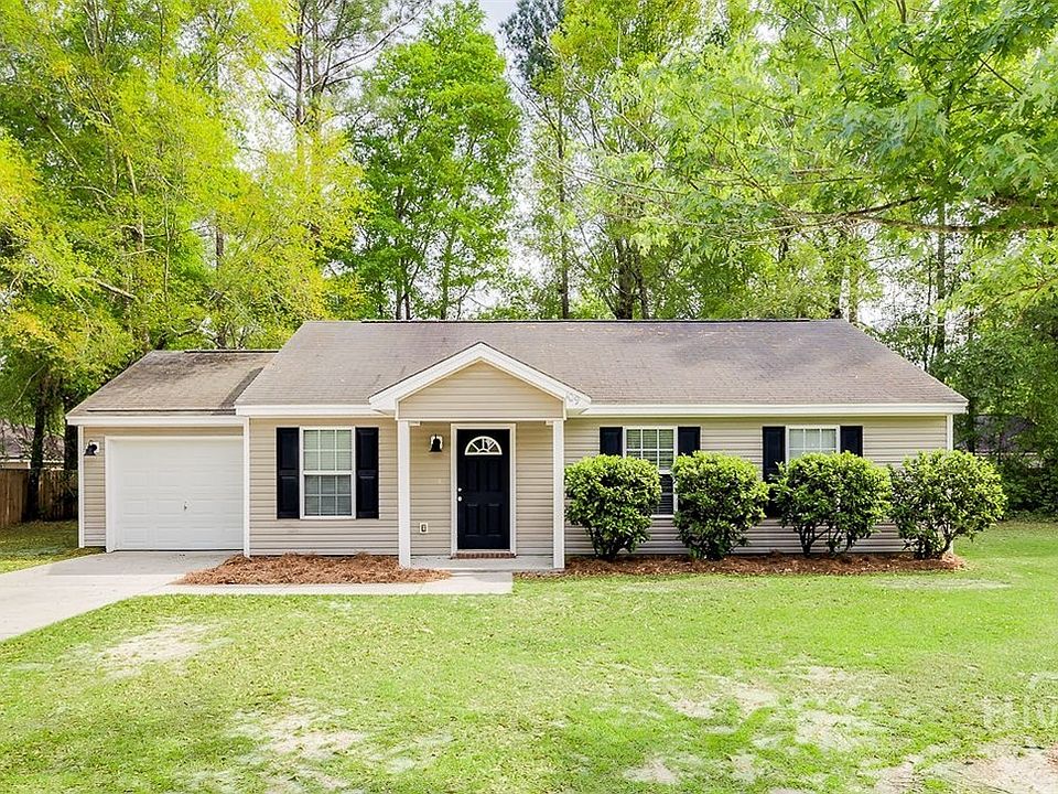 1st image of 109 Pine Thicket Way