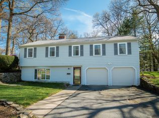 22 Melch Rd, Lynnfield, MA 01940