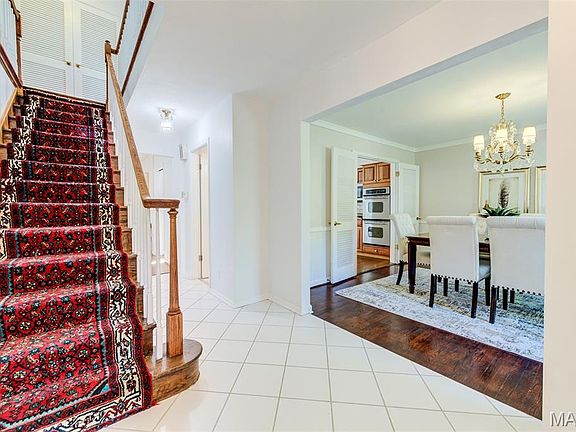 2nd image of 8016 Davis Dr