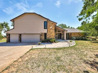 10725 Hames Blvd, Mustang, OK 73064