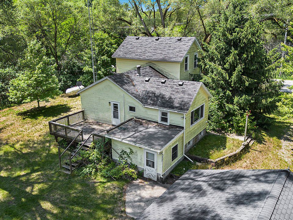1st image of 17800 112th Ave